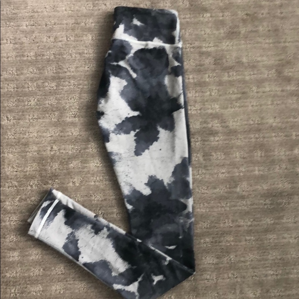 lululemon wunder under size 2